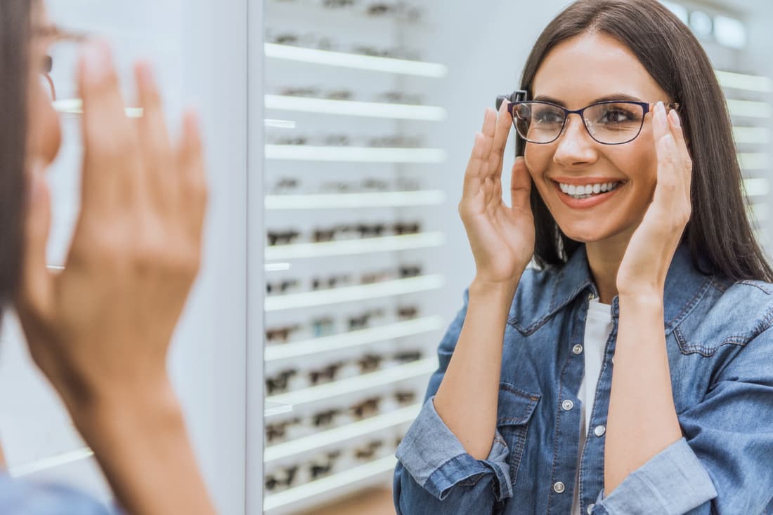 Óptica en Boiro: ofrecemos soluciones a problemas de visión y oído